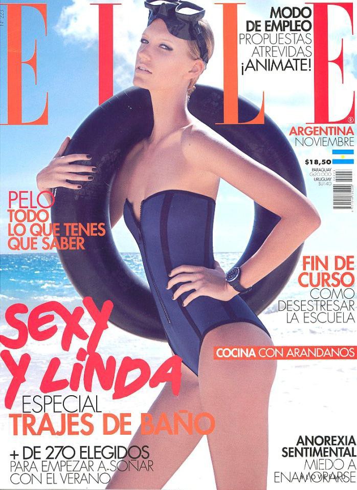 Amy Hixson featured on the Elle Argentina cover from November 2012