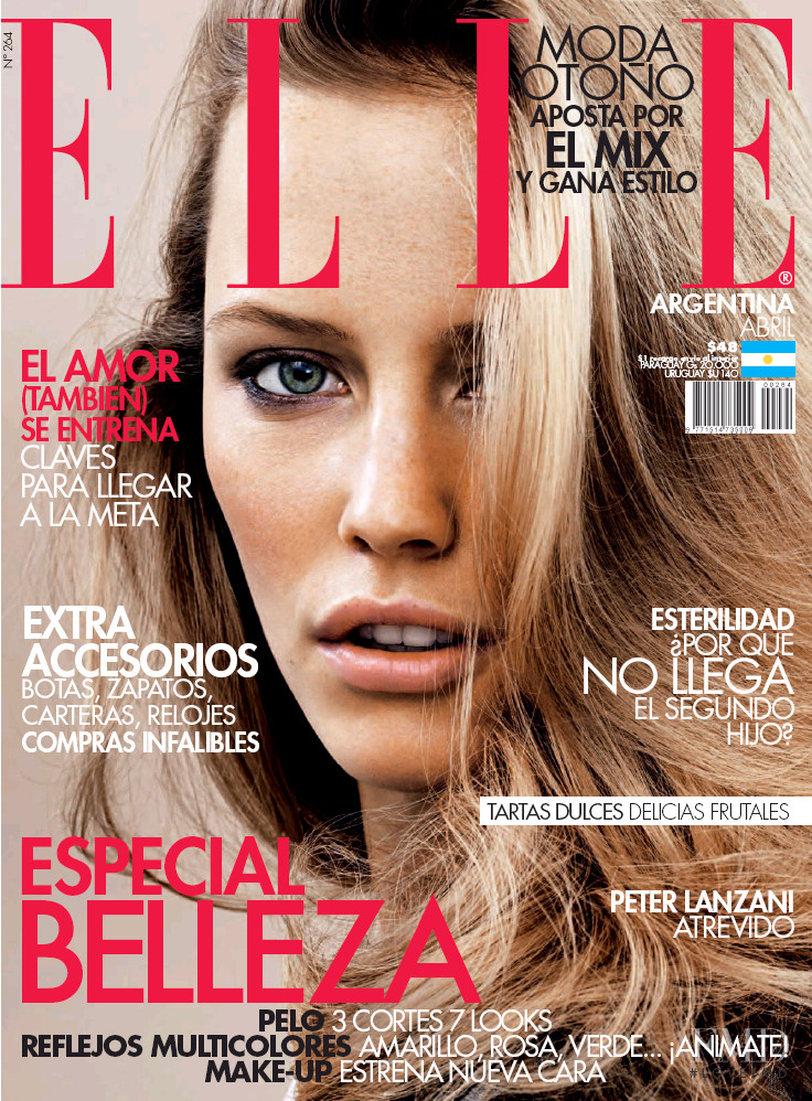 Annelot de Waal featured on the Elle Argentina cover from April 2016