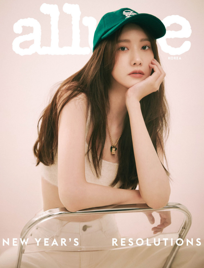  featured on the Allure Korea cover from January 2022