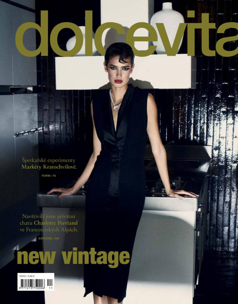 Vitoria Macedo featured on the dolcevita* cover from November 2023