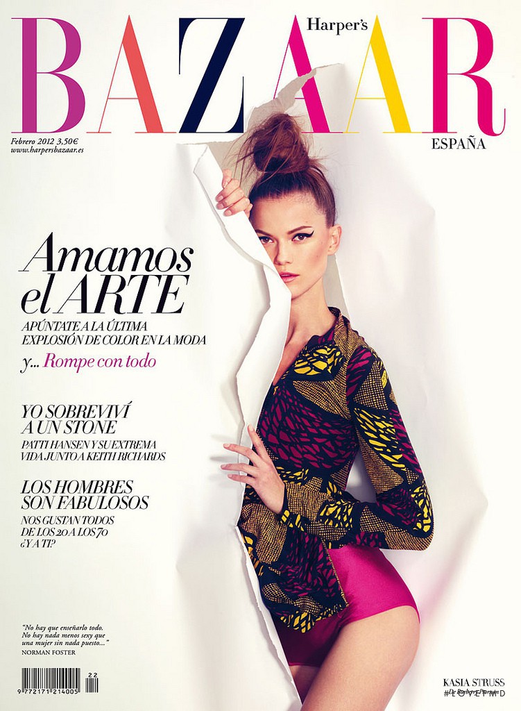 Kasia Struss featured on the Harper\'s Bazaar Spain cover from February 2012