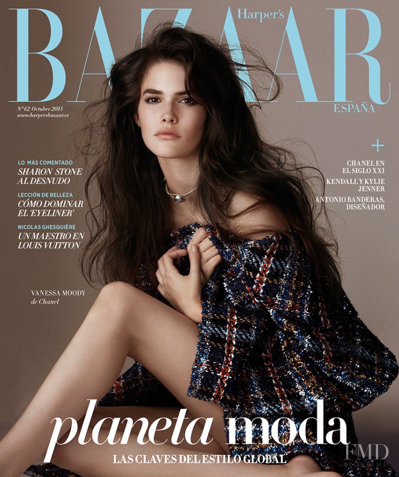 Vanessa Moody featured on the Harper\'s Bazaar Spain cover from October 2015