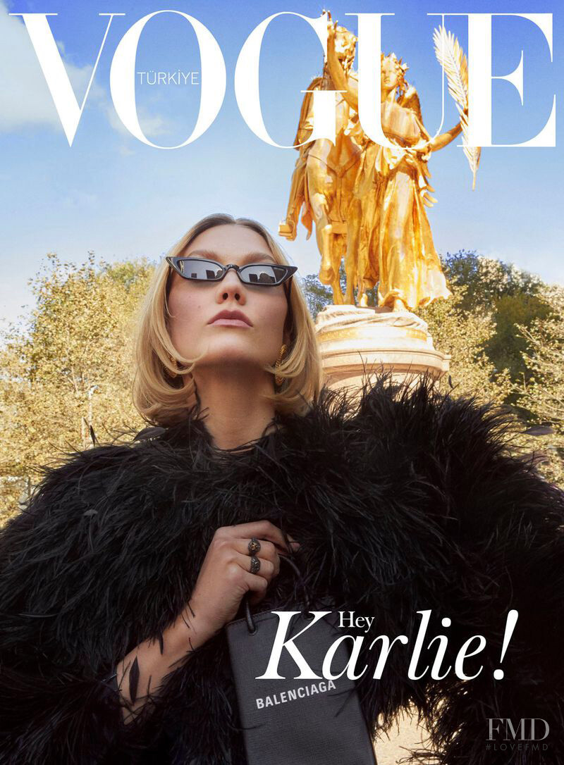 Karlie Kloss featured on the Vogue Turkey cover from November 2019
