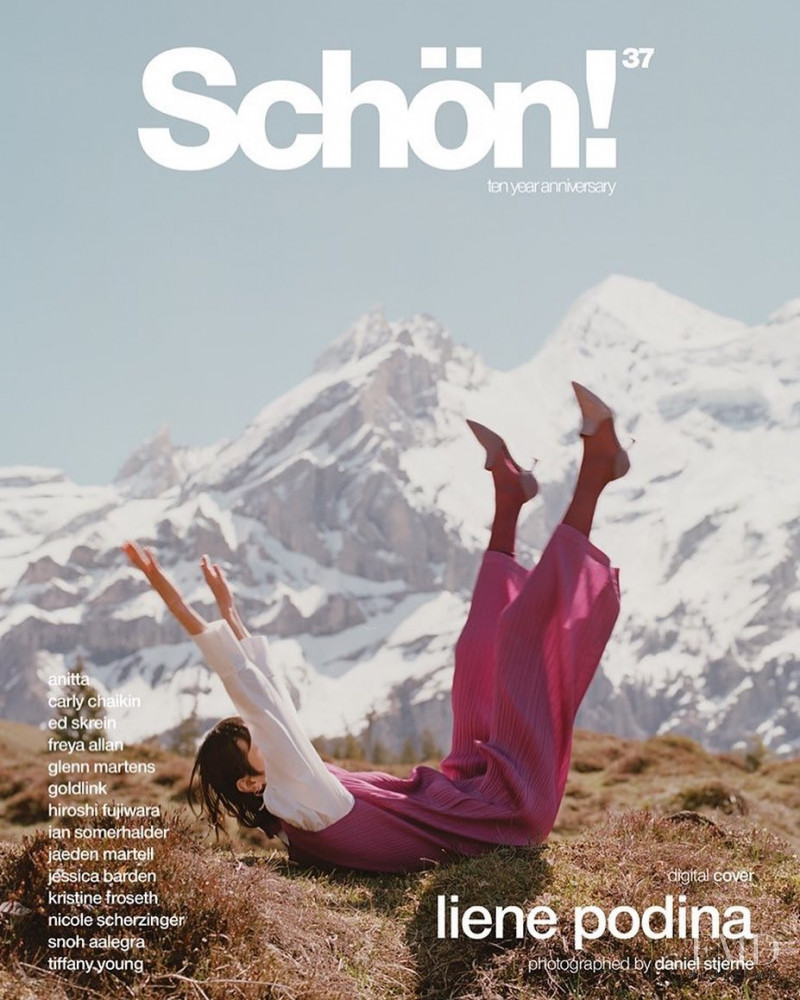 Liene Podina featured on the Schön! cover from November 2019