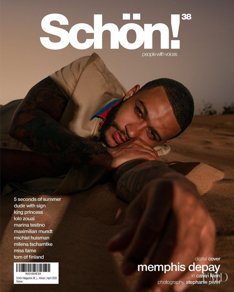 Memphis Depay featured on the Schön! cover from April 2020