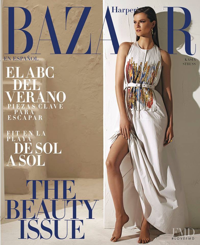 Kasia Struss featured on the Harper\'s Bazaar Mexico cover from June 2015
