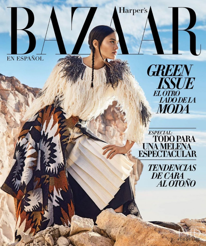 Elizabeth Salt featured on the Harper\'s Bazaar Mexico cover from August 2019