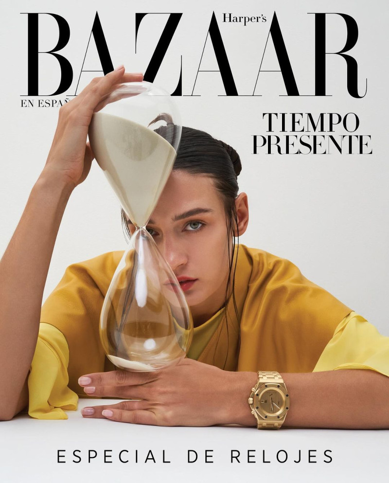 Daniela Aciu featured on the Harper\'s Bazaar Mexico cover from December 2023