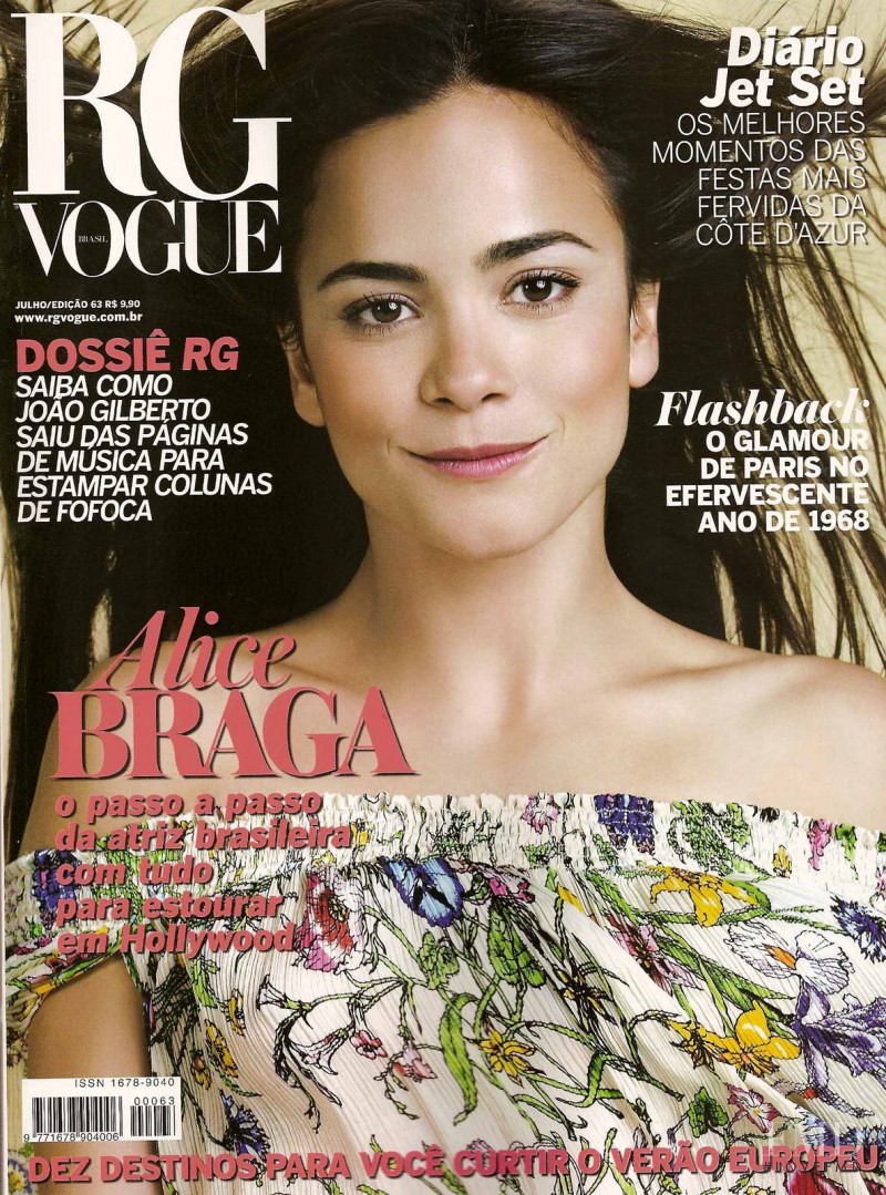  featured on the RG Vogue Brazil cover from July 2007