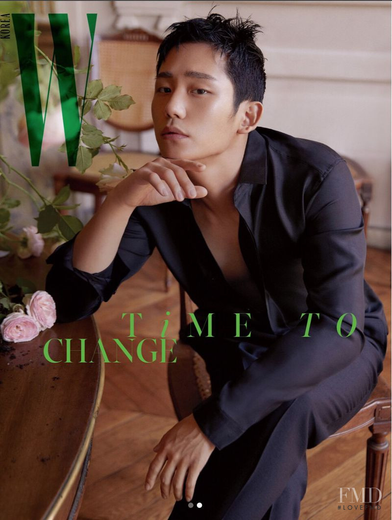 Jung Hae featured on the W Korea cover from August 2018