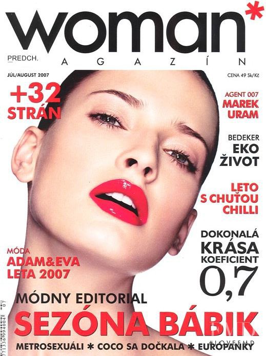  featured on the Woman Magazin cover from July 2007