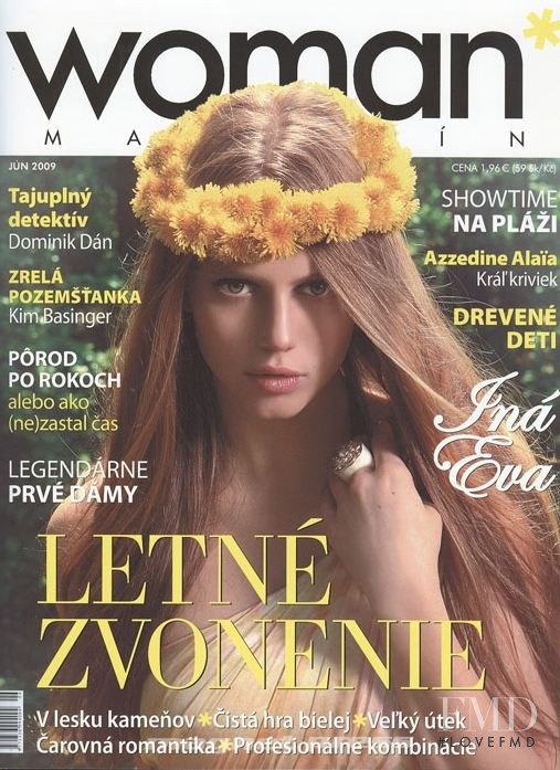  featured on the Woman Magazin cover from June 2009