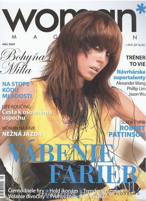  featured on the Woman Magazin cover from May 2009