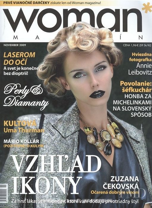  featured on the Woman Magazin cover from November 2009