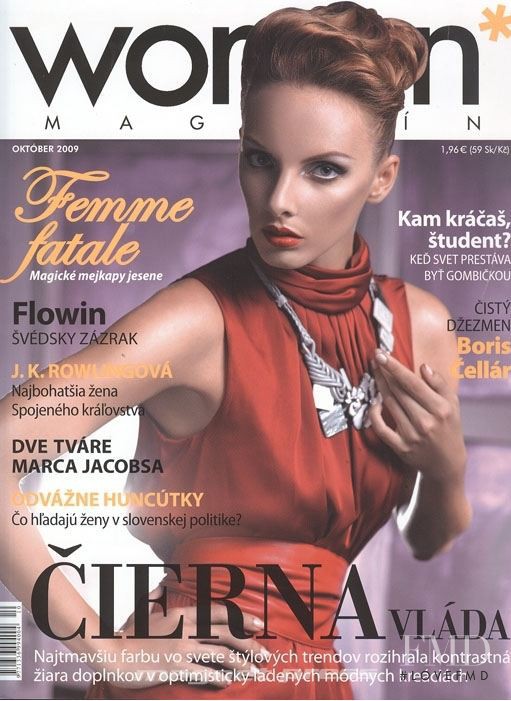  featured on the Woman Magazin cover from October 2009