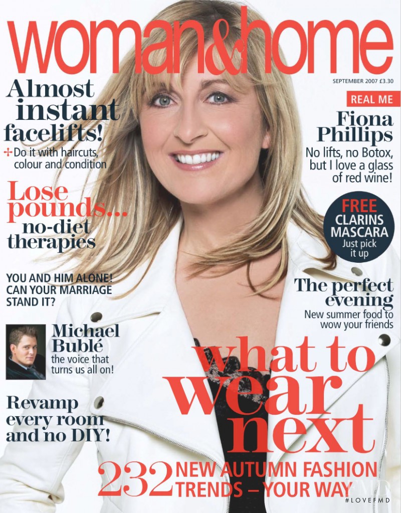 Fiona Phillips featured on the woman&home cover from September 2007