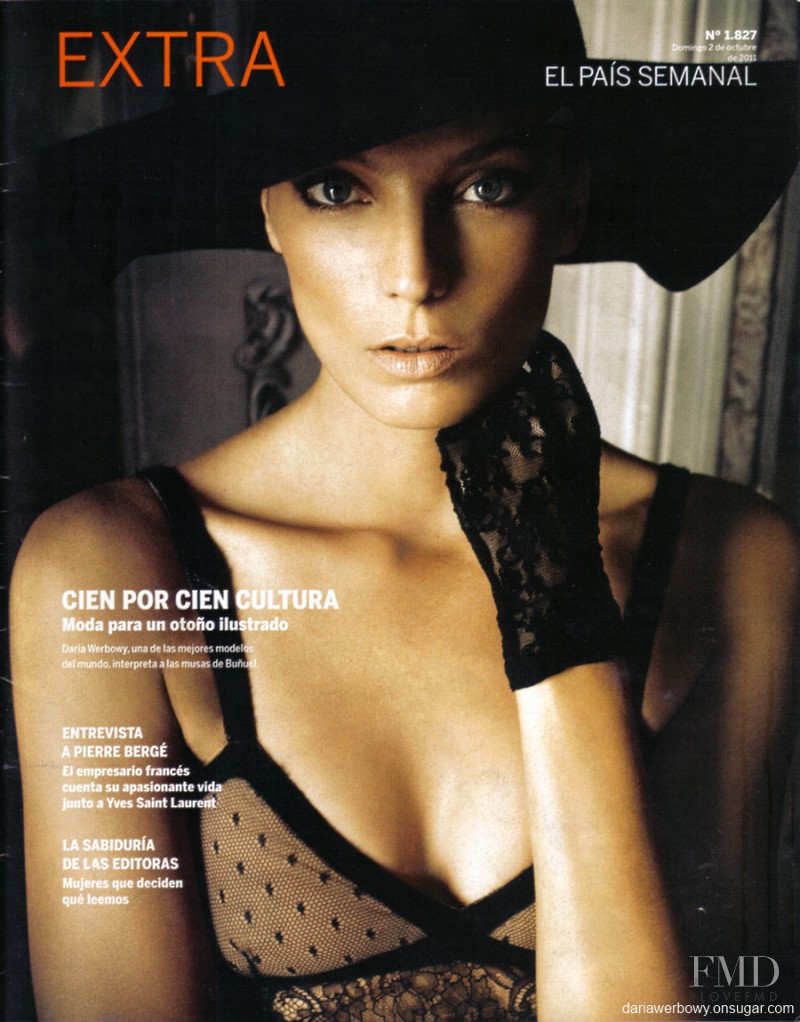 Daria Werbowy featured on the El País Semanal cover from September 2011