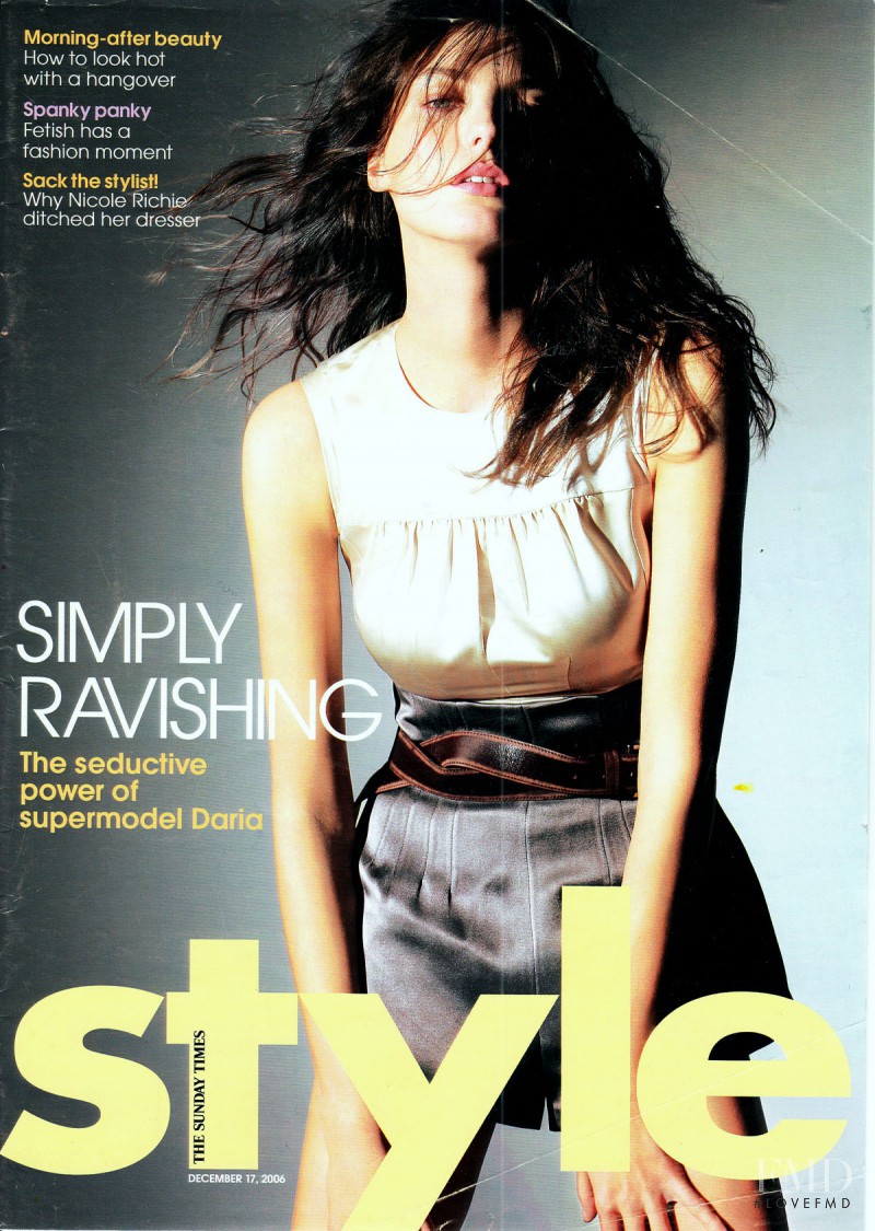 Daria Werbowy featured on the The Sunday Times Style cover from December 2006