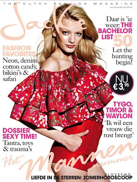 Bregje Heinen featured on the Jackie Magazine cover from August 2010