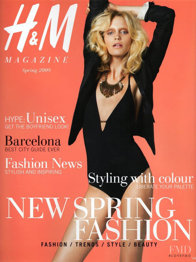 Heidi Mount featured on the H&M Magazine cover from March 2009