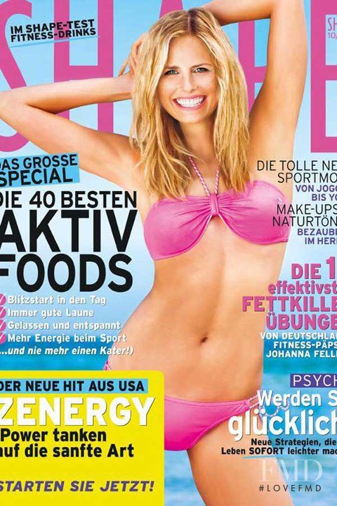Berit Carstens featured on the Shape Germany cover from October 2011