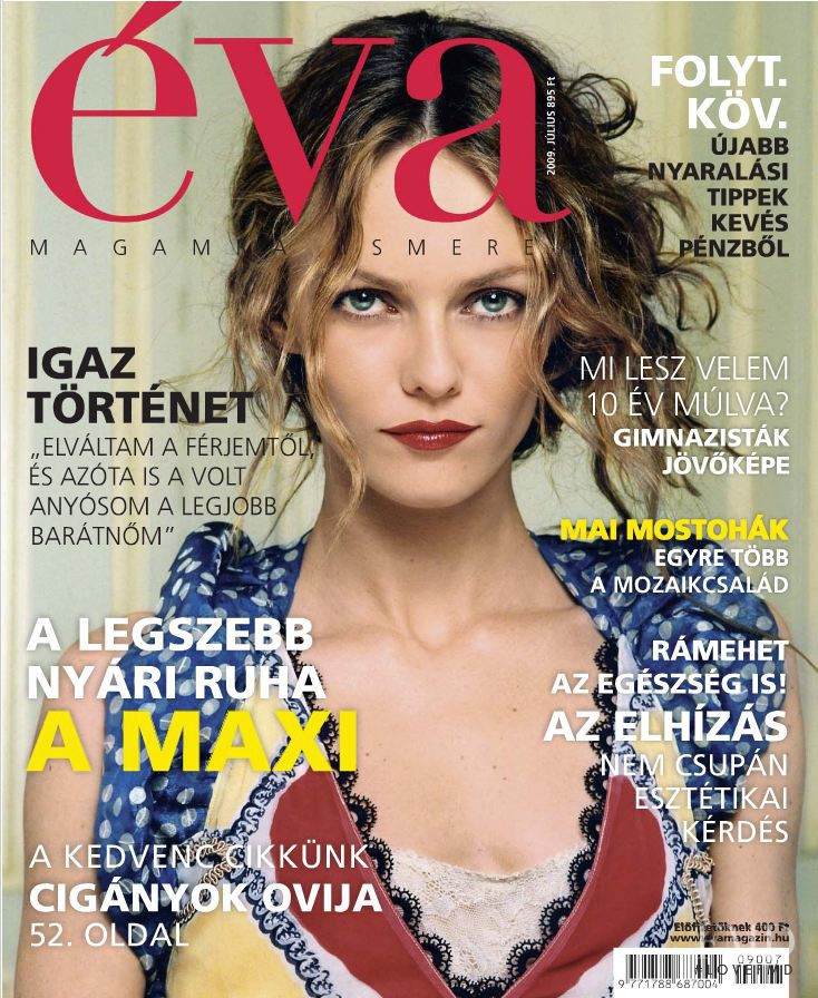 Vanessa Paradis featured on the Éva Hungary cover from July 2009