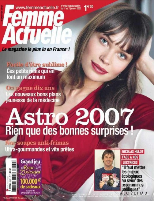  featured on the Femme Actuelle cover from January 2007