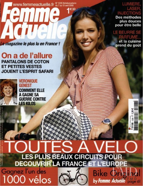  featured on the Femme Actuelle cover from April 2008