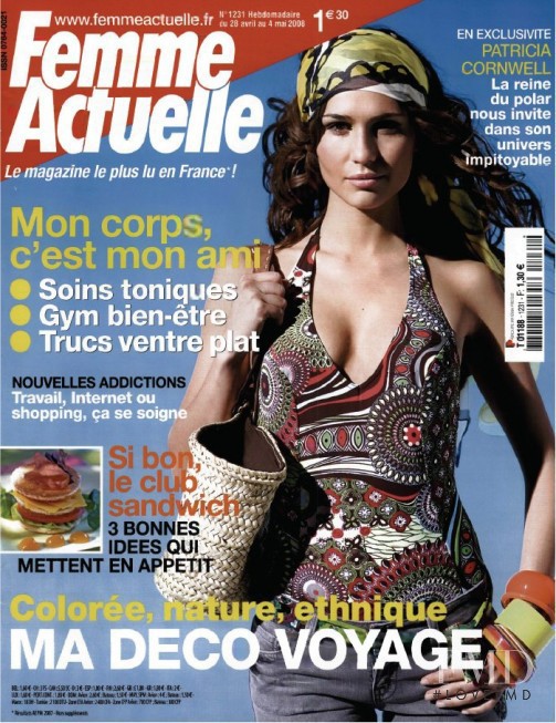  featured on the Femme Actuelle cover from April 2008