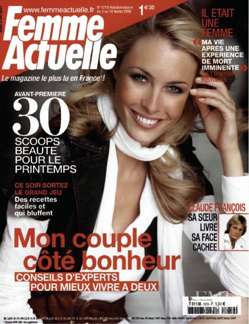  featured on the Femme Actuelle cover from February 2008
