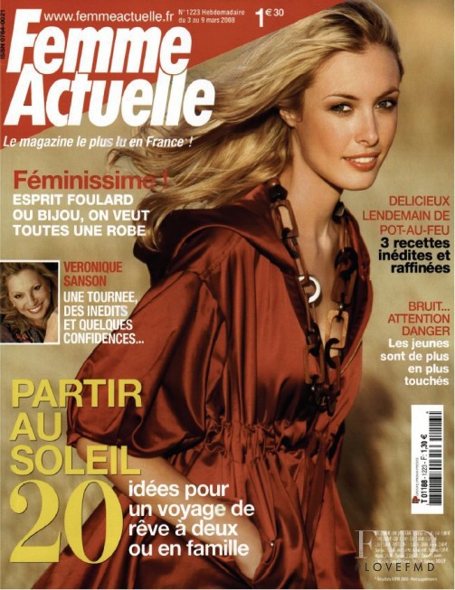  featured on the Femme Actuelle cover from March 2008