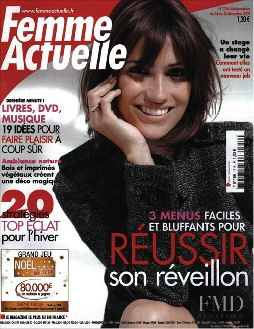  featured on the Femme Actuelle cover from December 2009