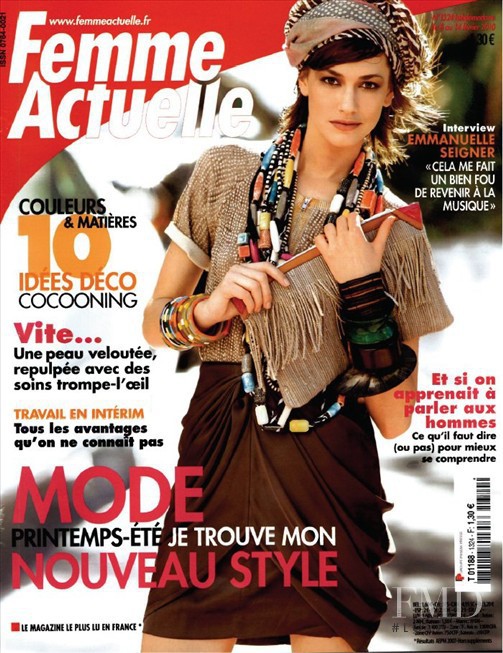  featured on the Femme Actuelle cover from February 2010