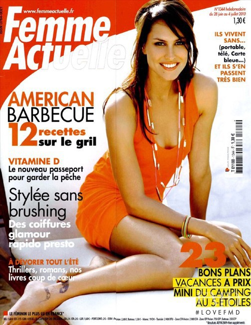  featured on the Femme Actuelle cover from June 2010