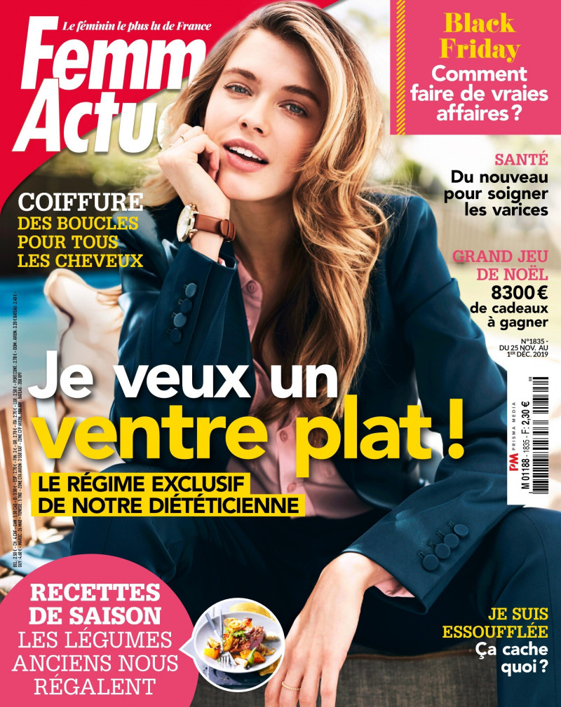 Victoria Lee featured on the Femme Actuelle cover from November 2019