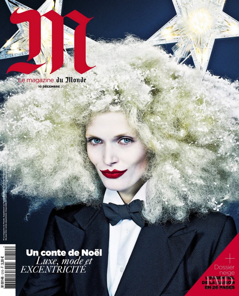 Malgosia Bela featured on the M Le Monde cover from December 2011