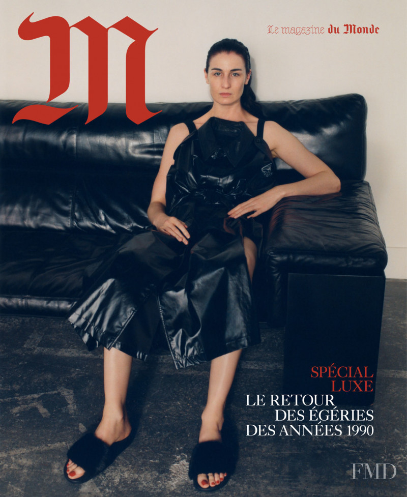 Erin O%Connor featured on the M Le Monde cover from December 2017
