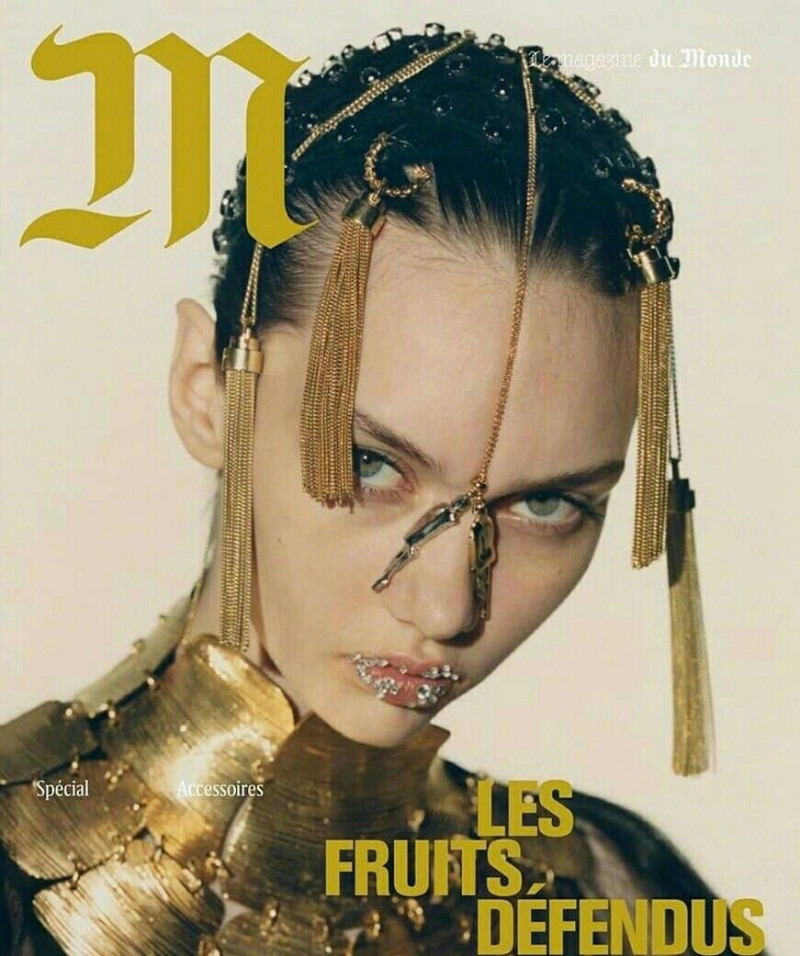 Sofia Steinberg featured on the M Le Monde cover from November 2018