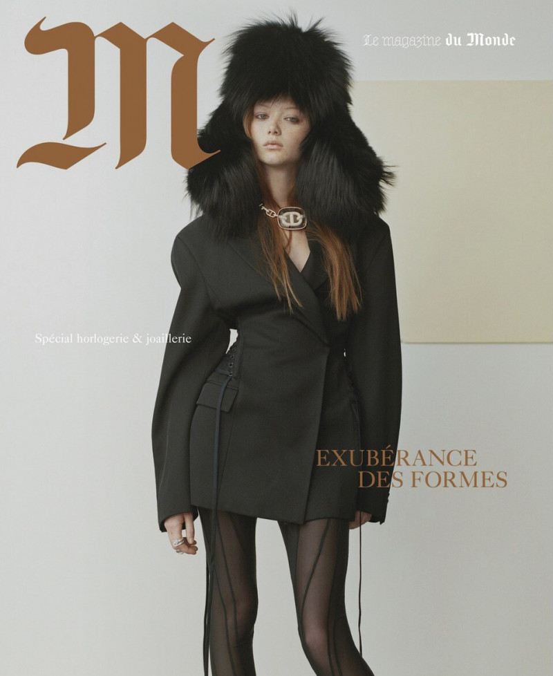 Sara Grace Wallerstedt featured on the M Le Monde cover from November 2018