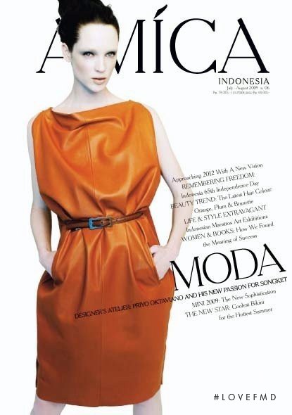 Carla Crombie featured on the AMICA Indonesia cover from July 2009