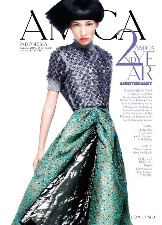 Julia Kotuleva featured on the AMICA Indonesia cover from September 2010
