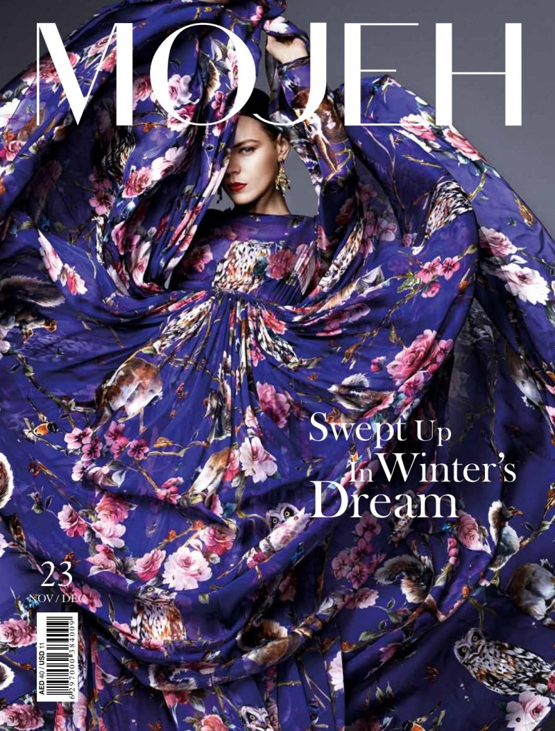 Kinga Rajzak featured on the MOJEH cover from November 2014