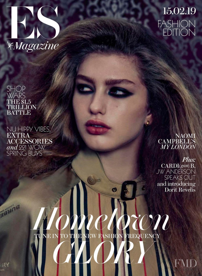 Dorit Revelis featured on the ES Magazine cover from February 2019