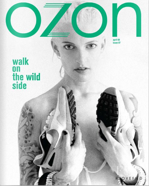 Nina Braunsteiner featured on the OZON cover from April 2009