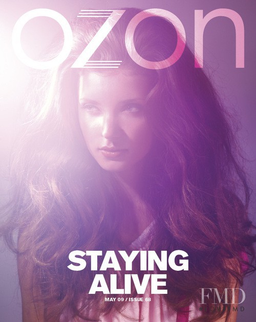 Camila Mingori featured on the OZON cover from May 2009
