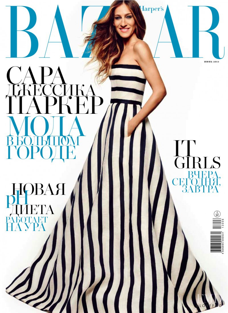 Sarah Jessica Parker featured on the Harper\'s Bazaar Russia cover from June 2013
