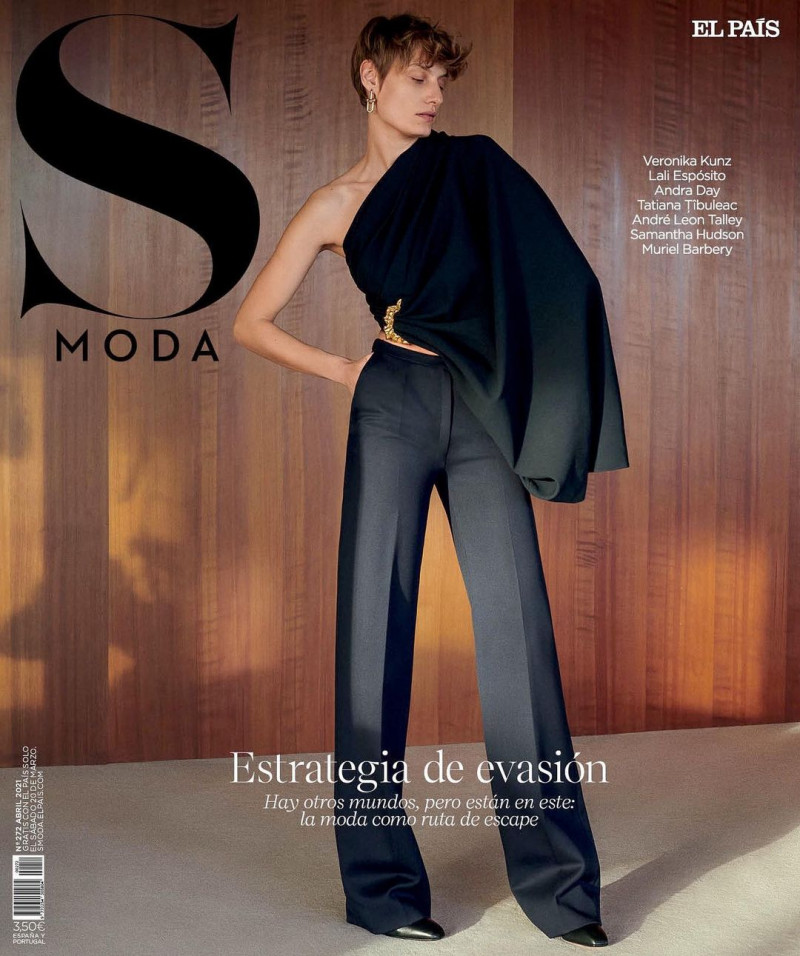 Veronika Kunz featured on the S Moda cover from April 2021
