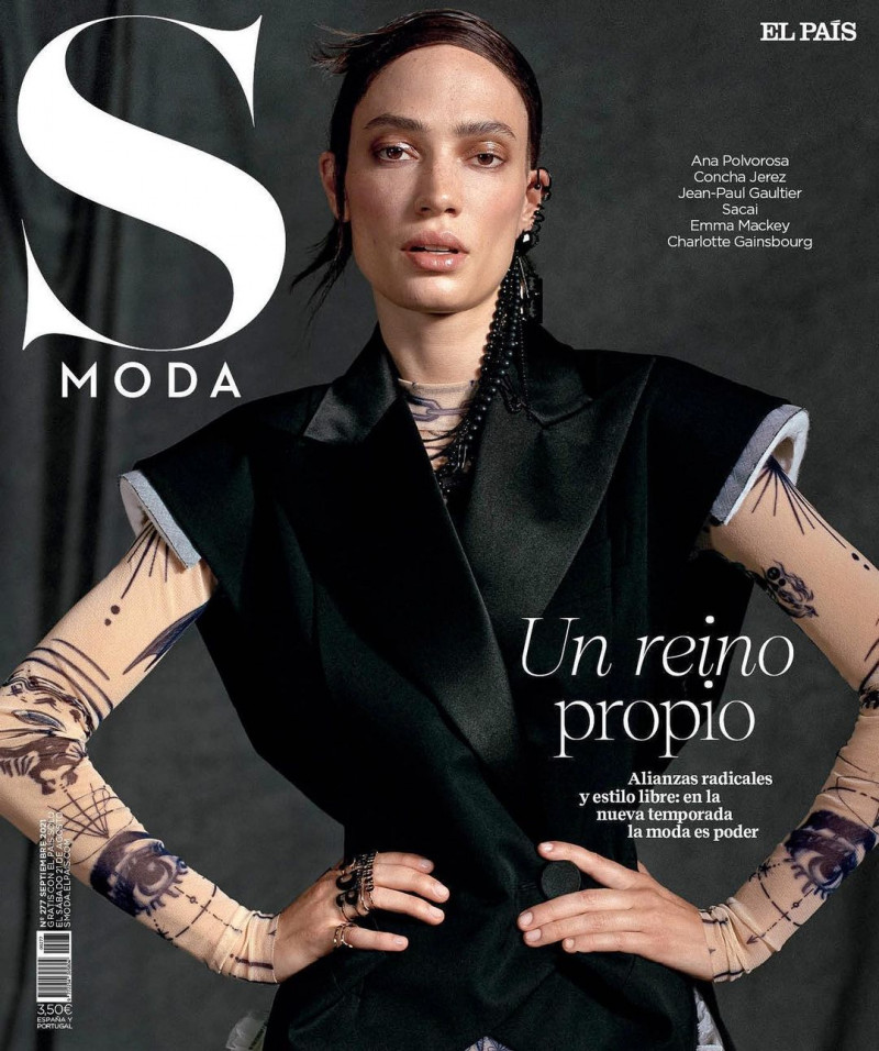 Sophie Koella featured on the S Moda cover from September 2021