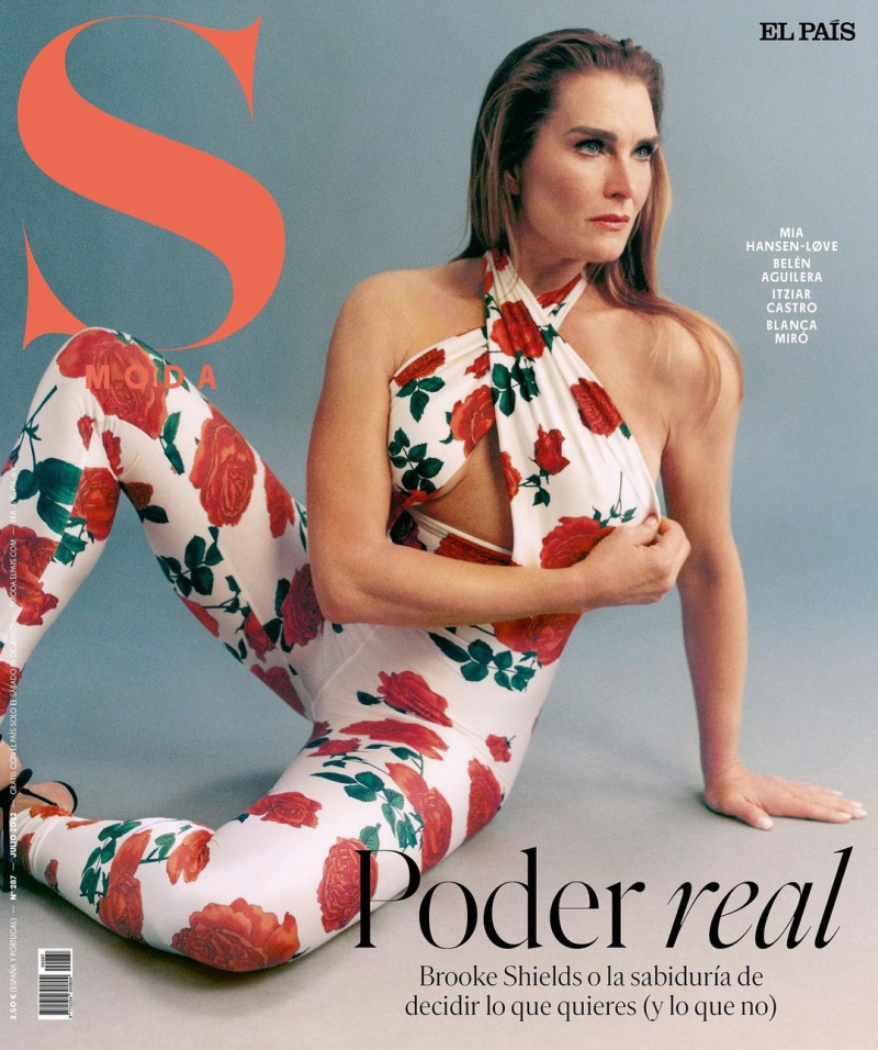 Brooke Shields featured on the S Moda cover from July 2022