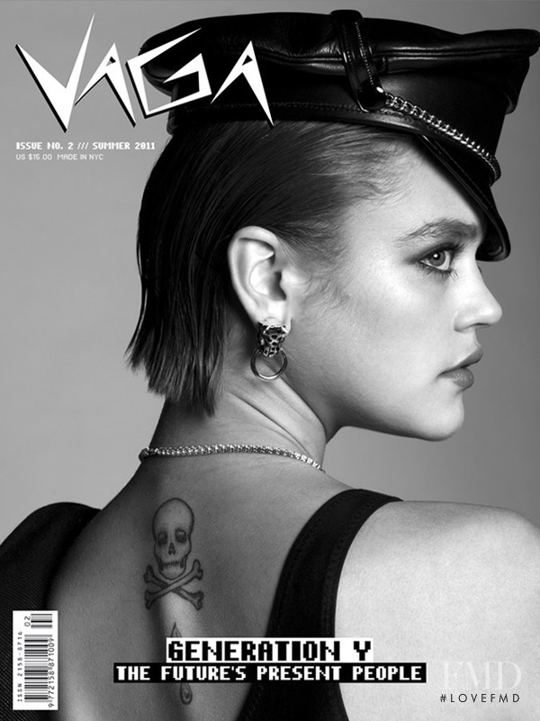 Daria Pleggenkuhle featured on the Vaga cover from September 2011